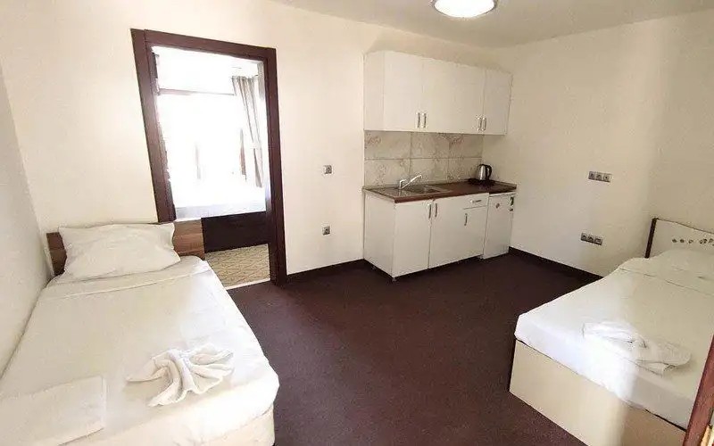 MEU LA BOUTIQUE OTEL