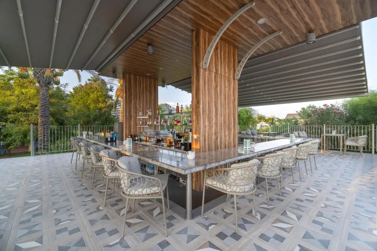 CONCORDE DE LUXE RESORT