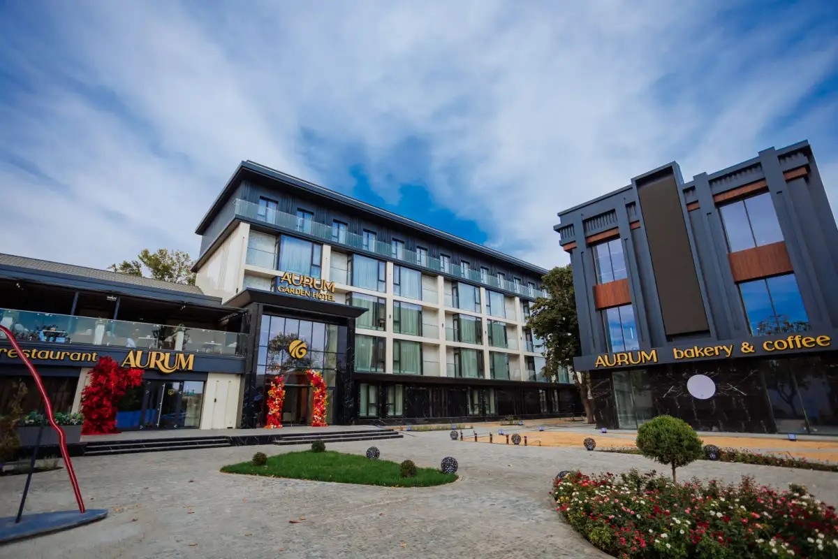 AURUM GARDEN HOTEL