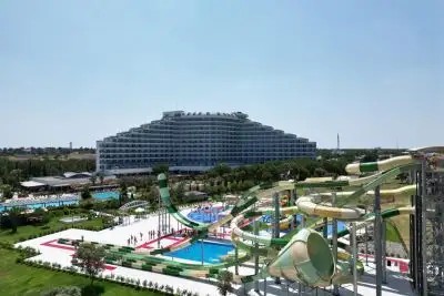 VENOSA BEACH RESORT & SPA