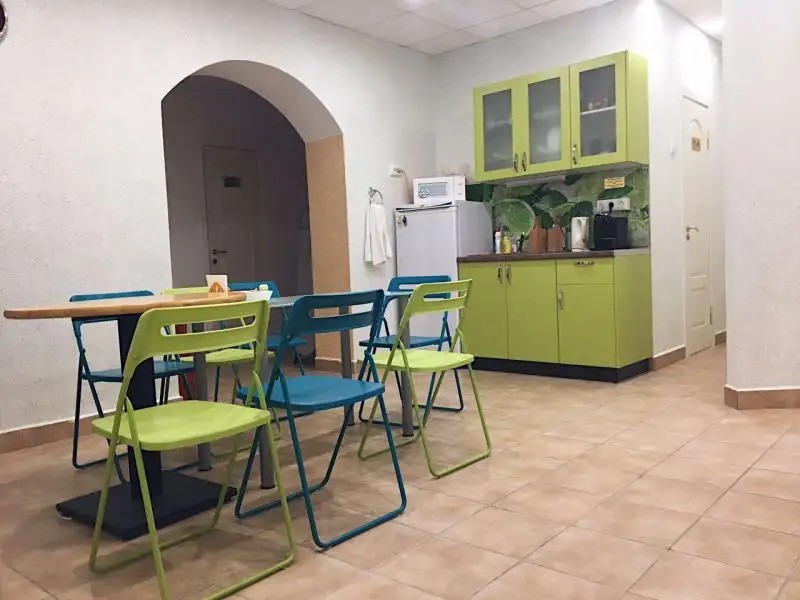 В ТАПОЧКАХ ХОСТЕЛ
