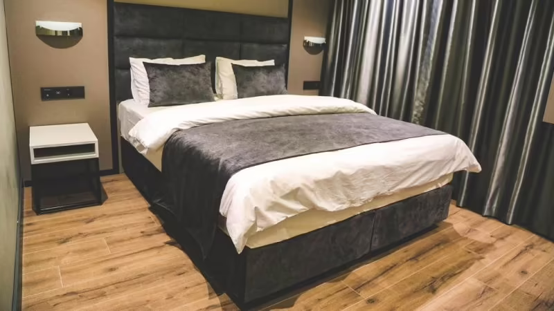 FRT AIRLINES OTEL