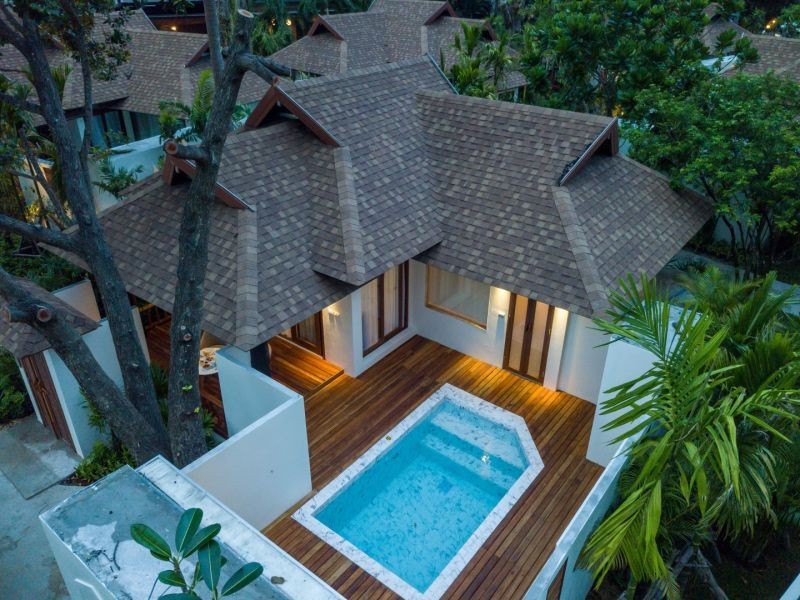 luxury suite pool villa