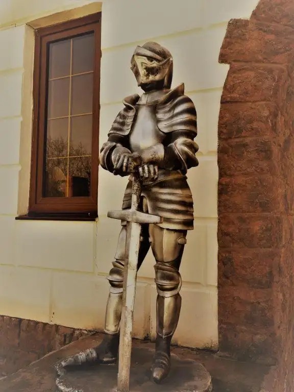 АЙВЕНГО