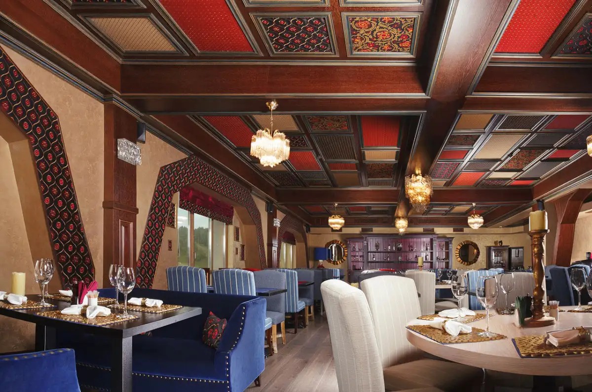 ALTAI PALACE CHALET (АЛТАЙ ПЭЛАС ШАЛЕ)