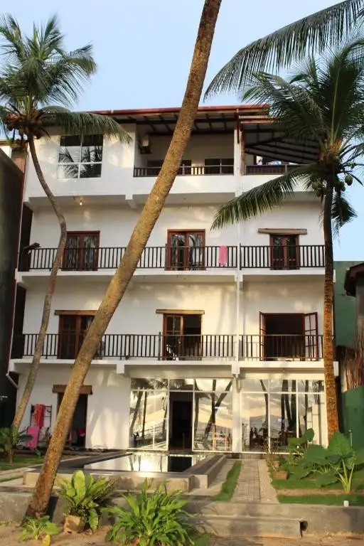 PRANA BEACH