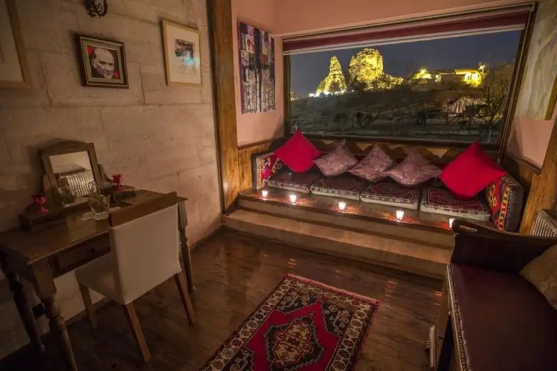 KARLIK EVI