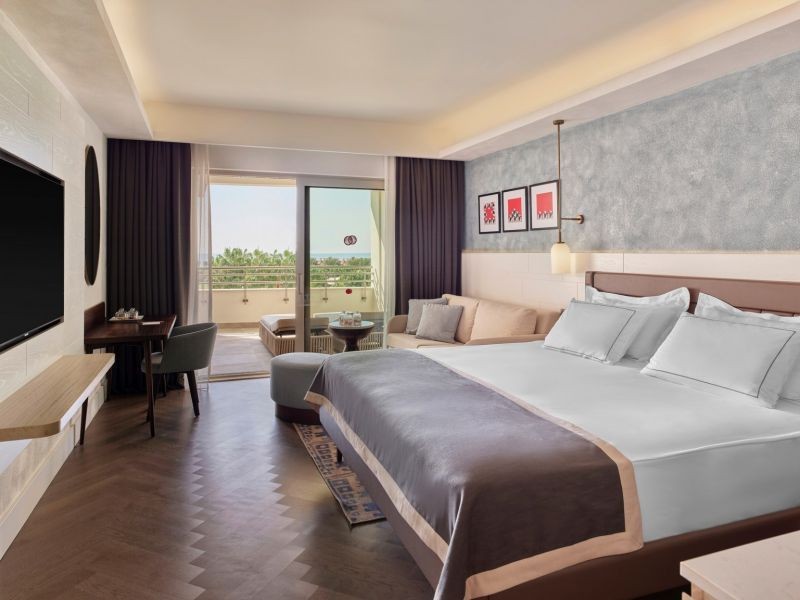 deluxe direct sea view