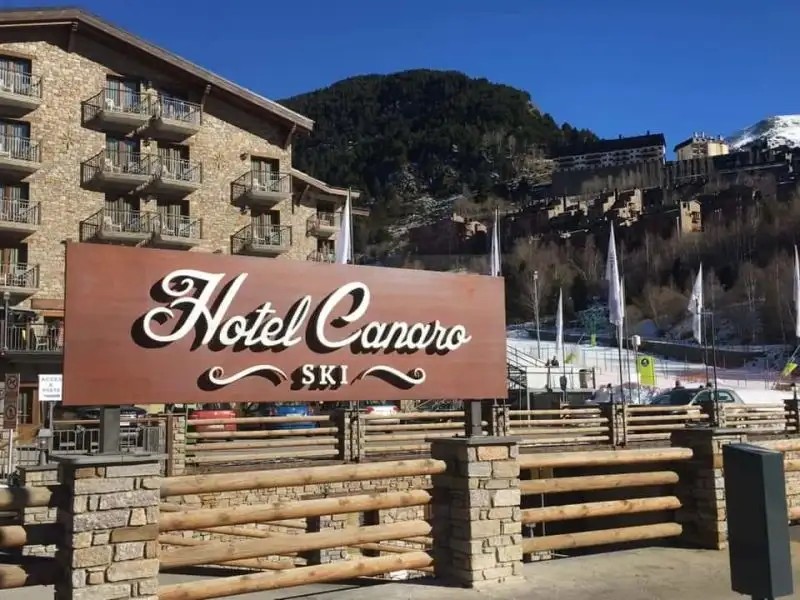 CANARO & SKI (EX. PARADOR CANARO)