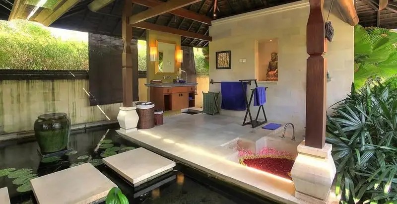 VILLA BULAN MADU