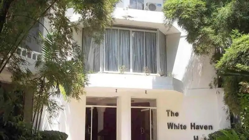 THE WHITE HAVEN