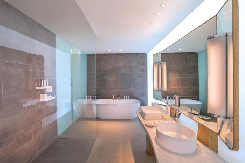 signature suite skyline view