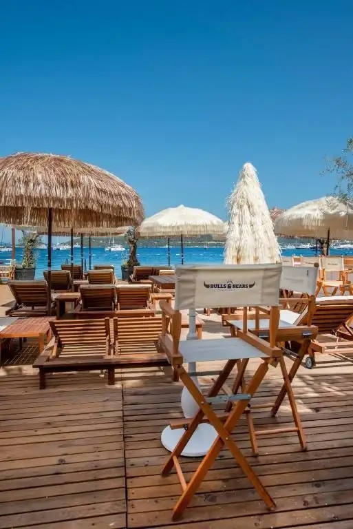 BORSA ROOMS & VILLAS