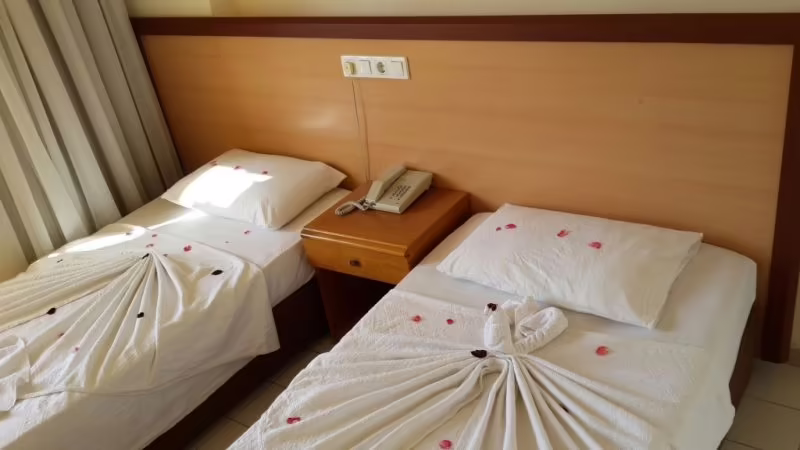 CANER HOTEL