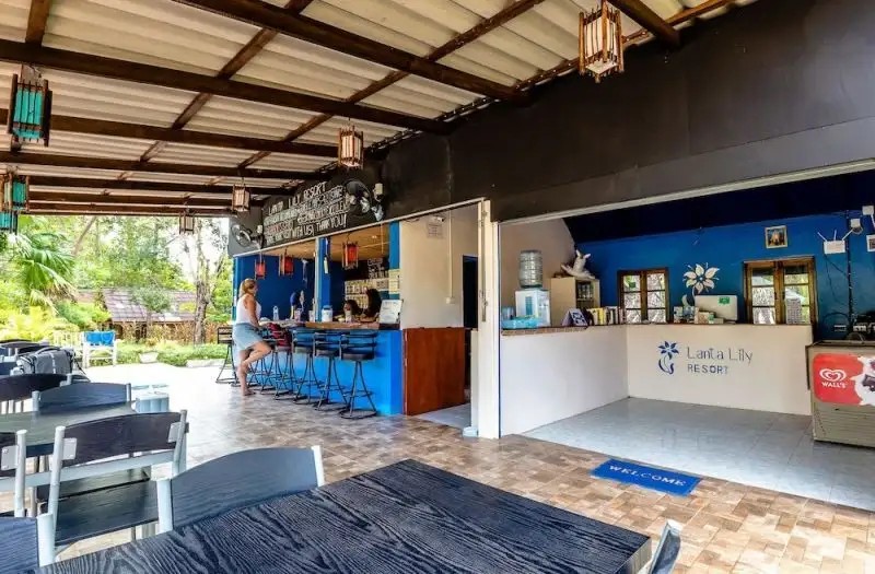 LANTA LILY RESORT