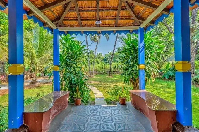 CASA DE FAMILIA