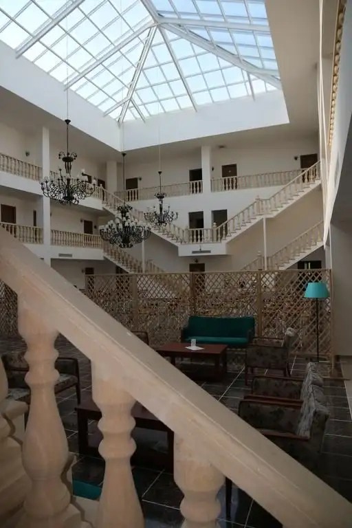 LUCETTE (ЛЮСЕТТЕ)