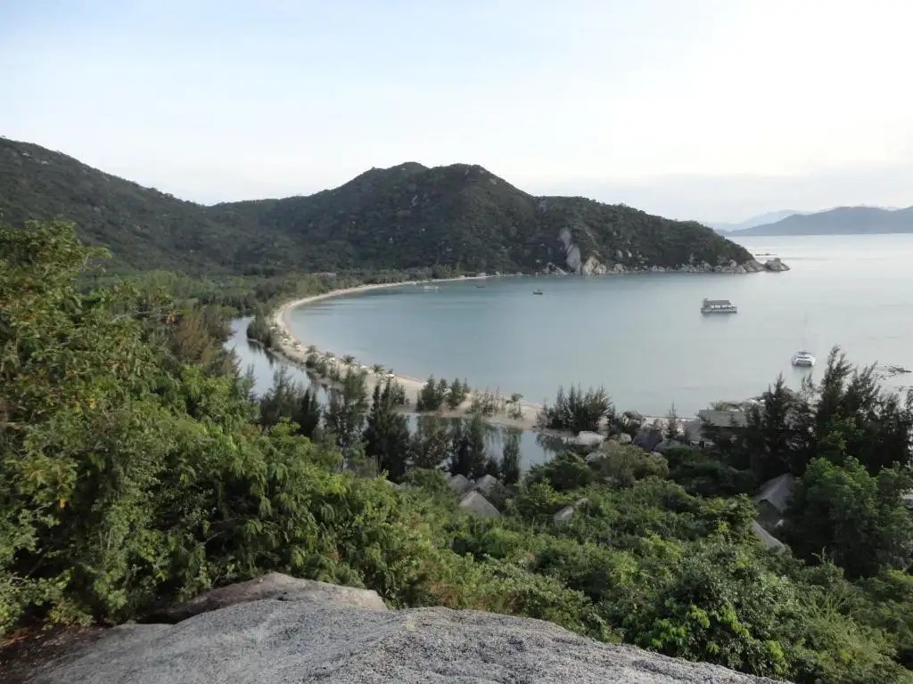L'ALYA NINH VAN BAY (EX. L'ALYANA NINH VAN BAY)