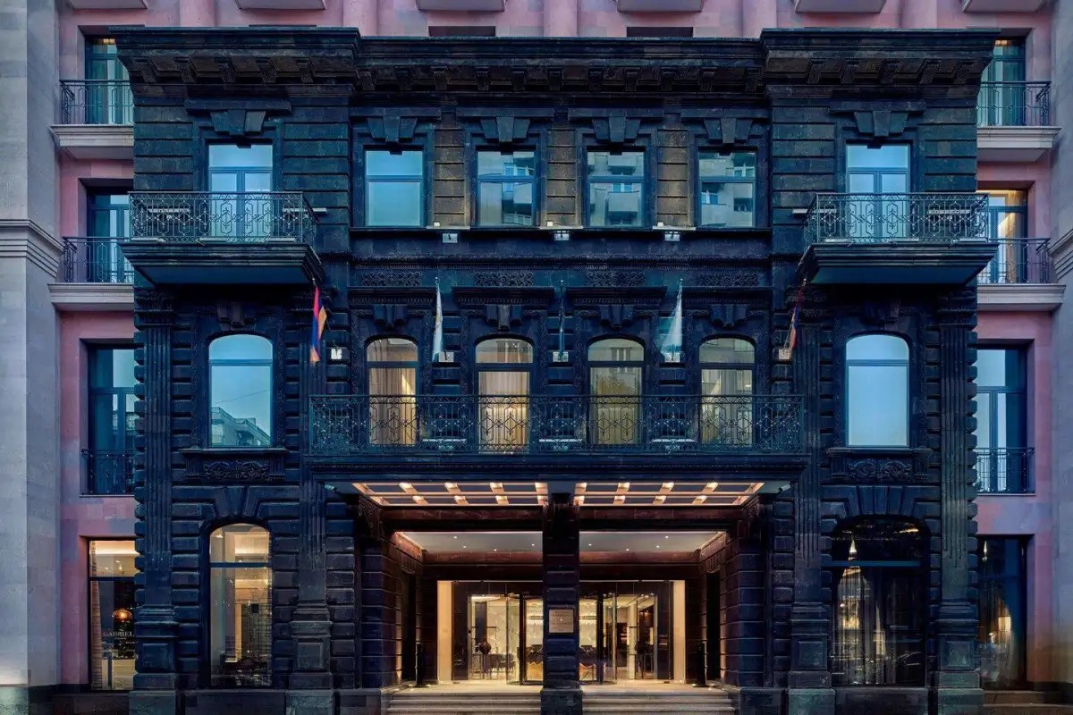 THE ALEXANDER A LUXURY COLLECTION HOTEL