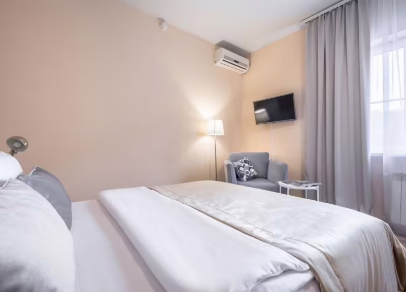 МRS SUITES (МИССИС СЪЮТС)