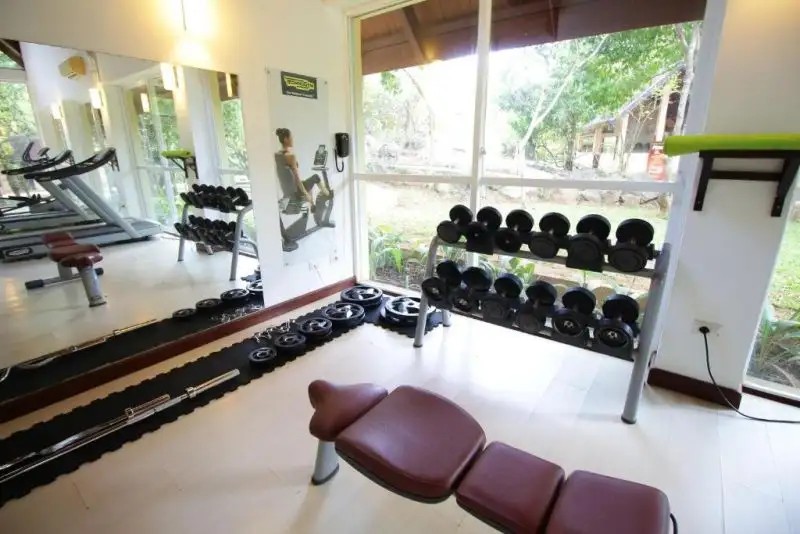 OCCIDENTAL PARADISE DAMBULLA