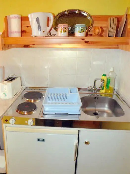 ESZTER IVAN APARTMENTS