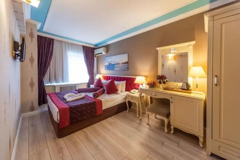 VIVA DELUXE HOTEL (EX. THE METROPOL)