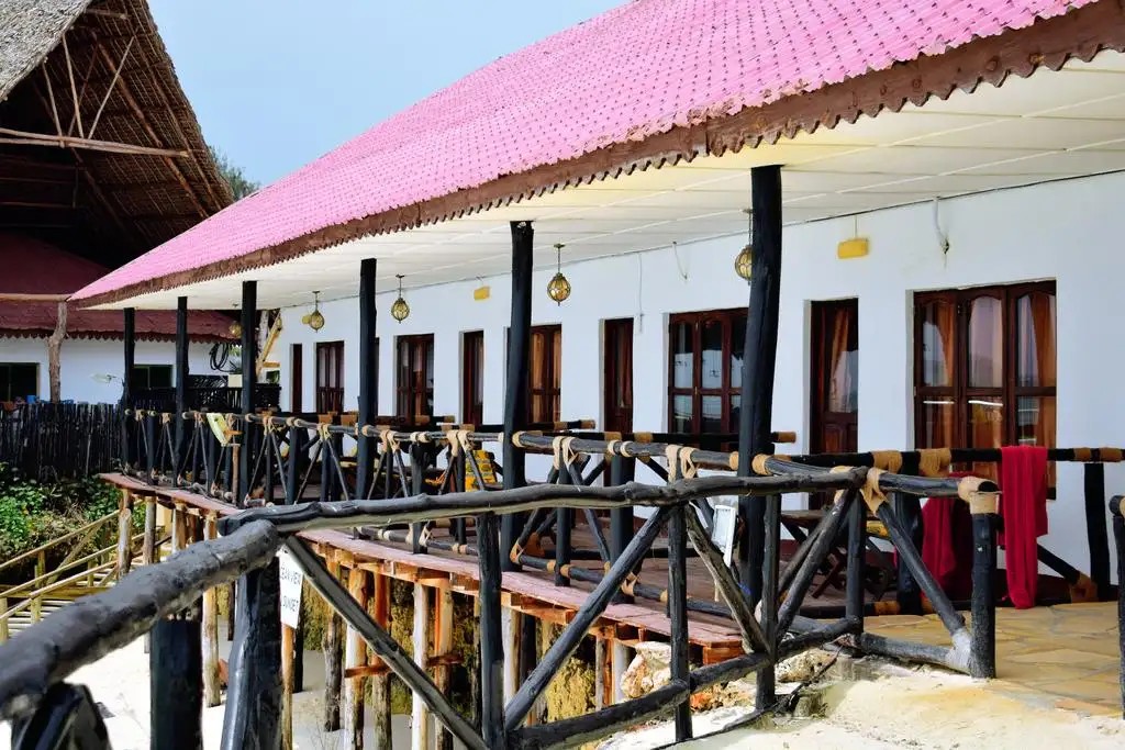 AMAAN NUNGWI BEACH RESORT (AMAAN BUNGALOWS)