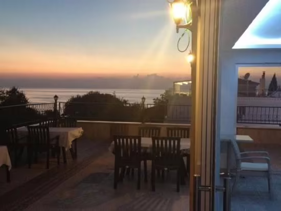 BEACHWAY HOTEL