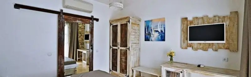 BAY C HOTEL