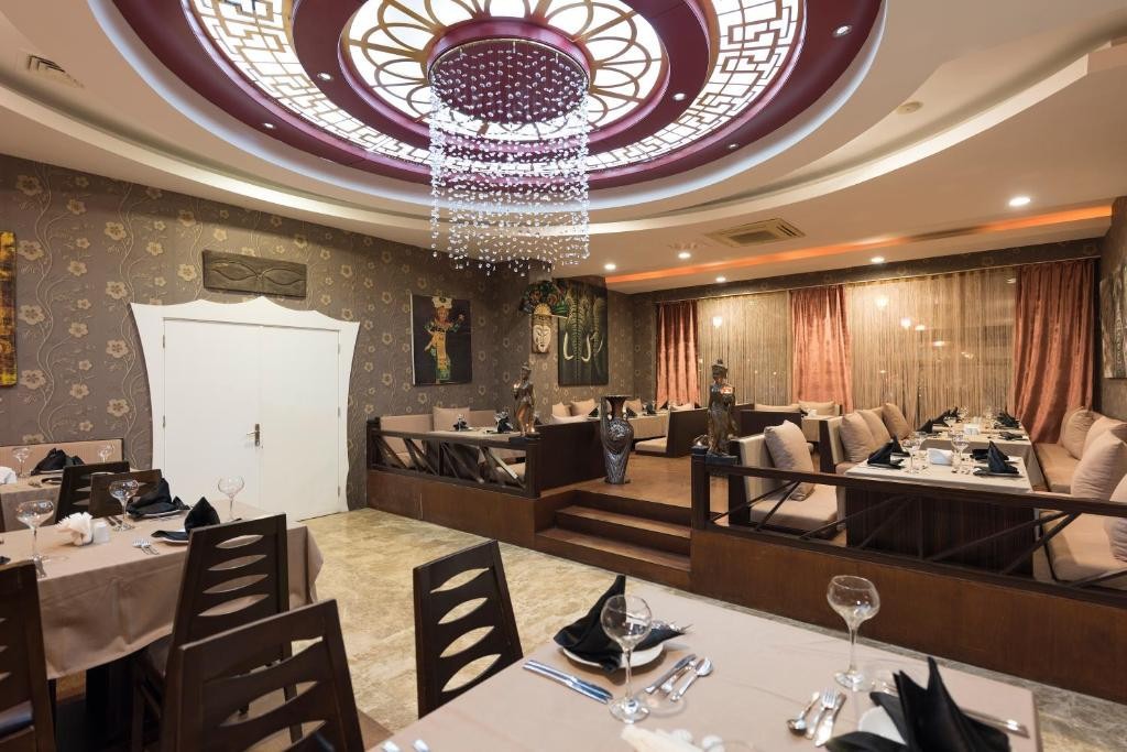SIAM ELEGANCE HOTELS & SPA
