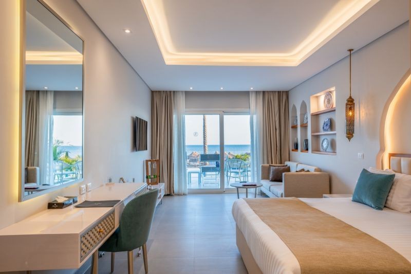 junior swim up suite sea view / sea front