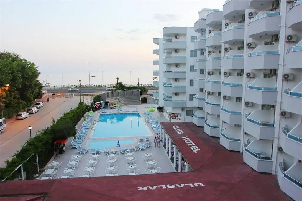 CLUB HOTEL ULASLAR