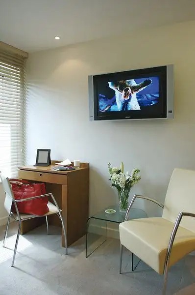 AMBASSADORS IN BLOOMSBURY