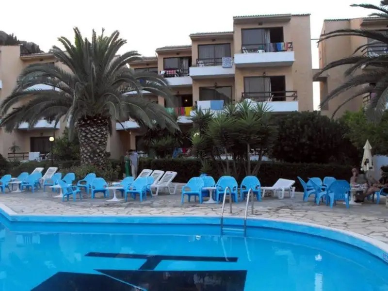 LE MIRAGE