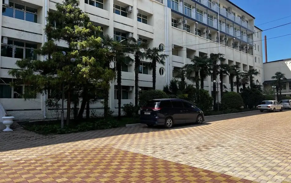 ПАРК-ОТЕЛЬ ЧЕРНОМОРЕЦ