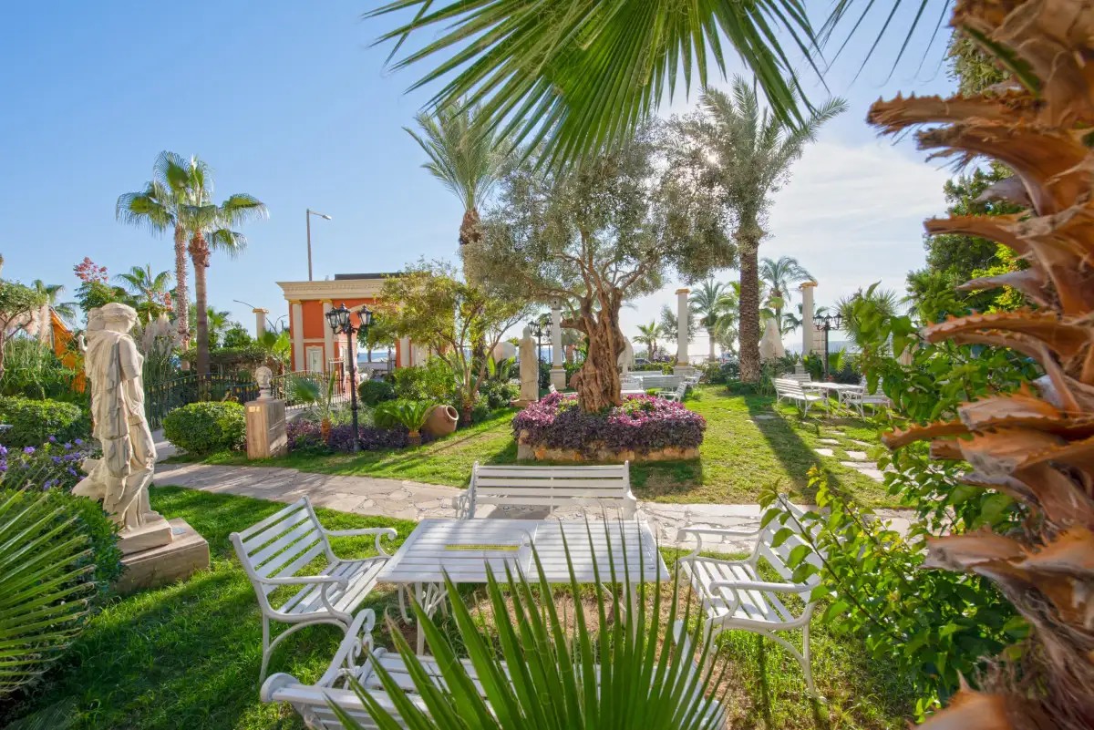 ANTIQUE ROMAN PALACE MUSEUM HOTEL ADULTS ONLY 16+