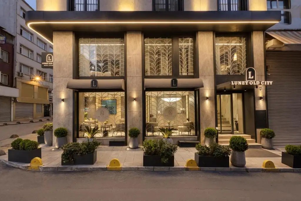 LUNET OLD CITY HOTEL