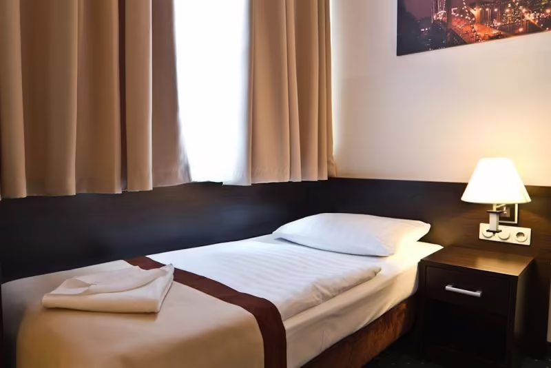 CENTRAL BERLIN KURFUERSTENDAMM (EX. IVBERGS PREMIUM)