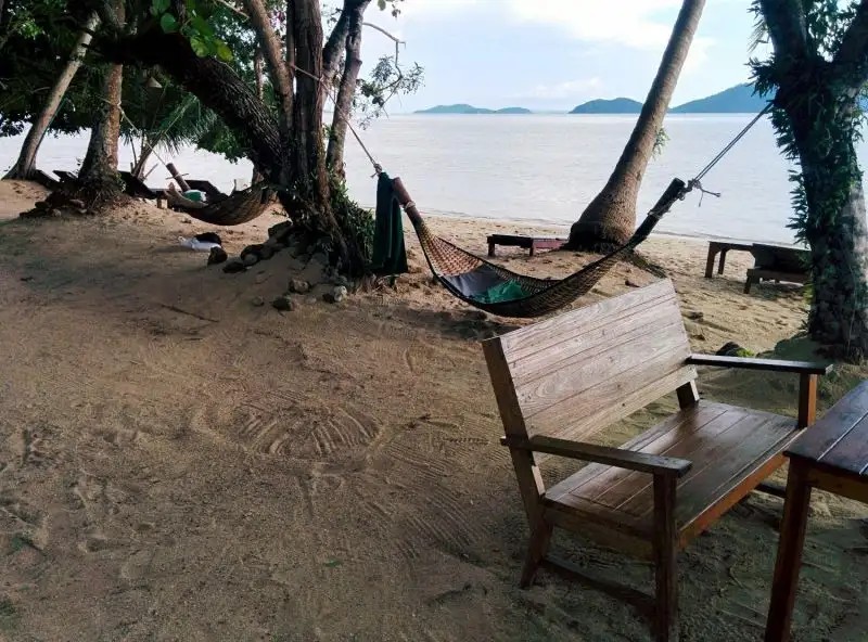 TROPICAL BEACH KOH CHANG