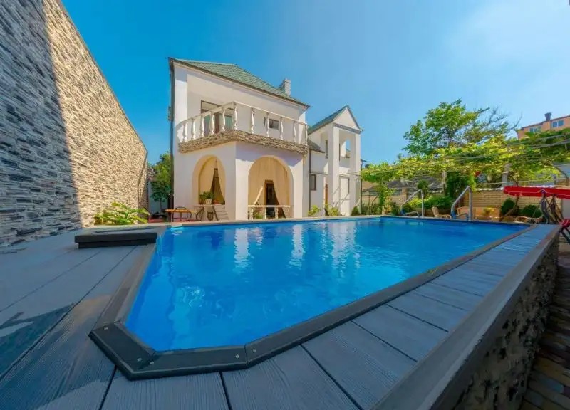 HOTEL AQUA