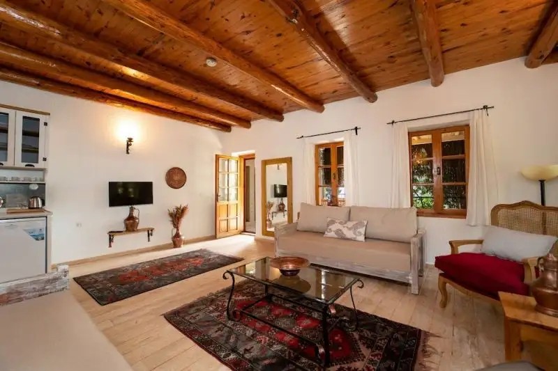 WATERMILL HOTEL FARALYA & HOMES