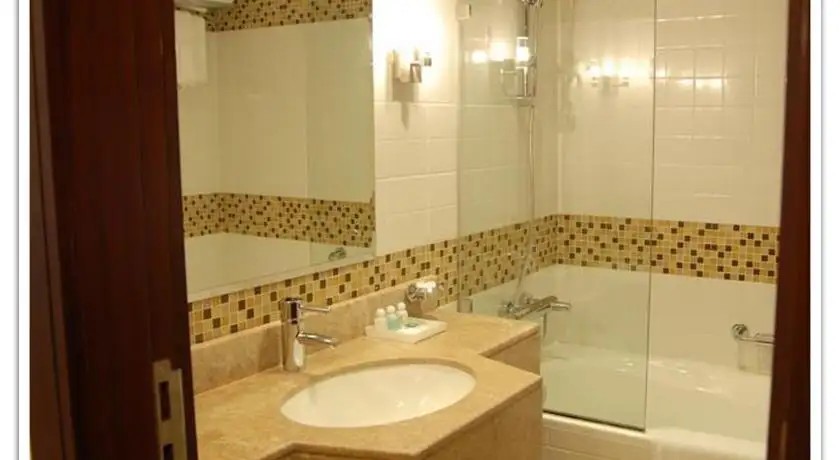 DESERT ROSE HOTEL APARTMENT