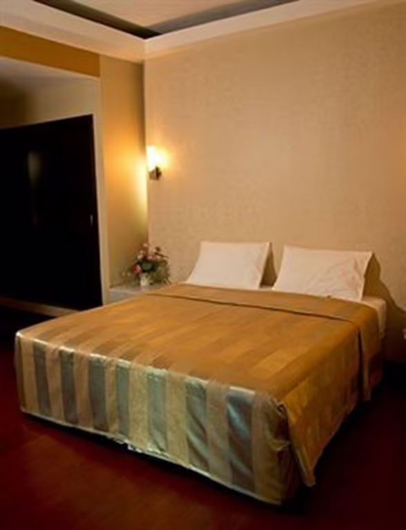 VISITING CARD HOTEL & RESORT