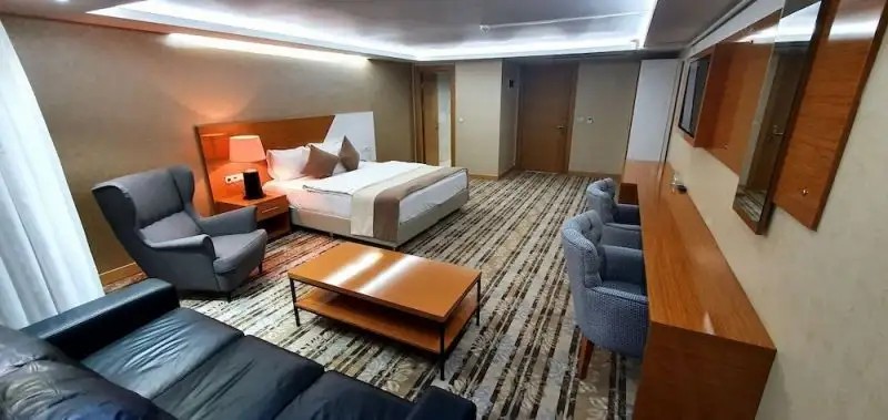 BULVAR HOTEL