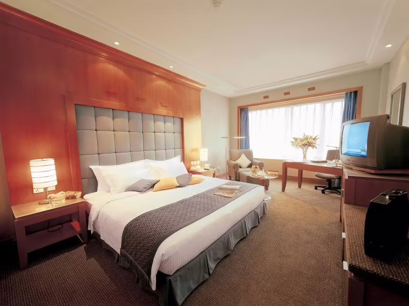 CROWNE PLAZA SHANGHAI