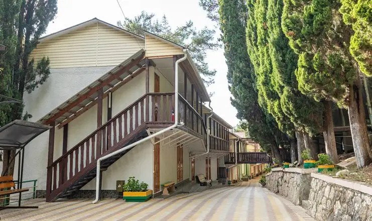 СОЛНЕЧНЫЙ ЛЕТНИЙ