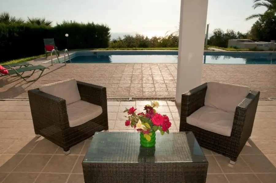 AMALTHIA VILLAS