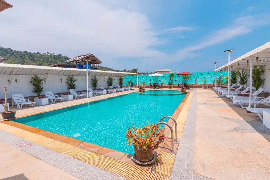 SUN SHINE PATONG (EX. AZURE PHUKET)
