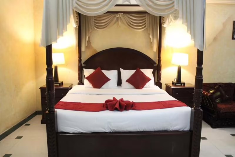 ORIENTAL CORNER HOTEL APARTMENTS